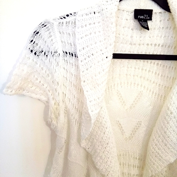 Rue 21 Ruffled Edge Open Knit Cocoon Sweater - Picture 13 of 13